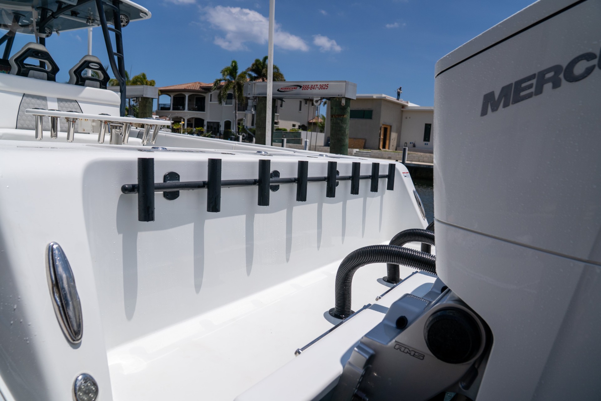 Yacht Photo 12